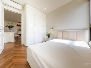 Cho thuê căn hộ 3pn full nội thất, dt 120m2, giá chỉ 20tr, góc đông nam toà park hill ở được luôn!