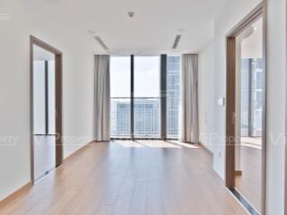 Bán gấp căn hộ 2 ngủ diện tích 64m2 dự án eco green sài gòn, tầng trung cao giá chỉ 4,95 tỷ bao phí