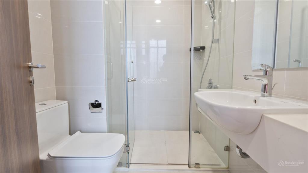 Chính chủ bán gấp căn 2pn 2wc dt 70m2, hướng mát, view thoáng, dự án eco green, giá chỉ 6,37 tỷ