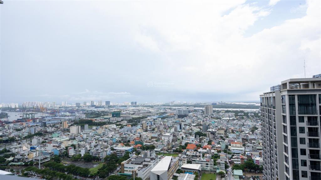 Chính chủ bán gấp căn 2pn 2wc dt 70m2, hướng mát, view thoáng, dự án eco green, giá chỉ 6,37 tỷ