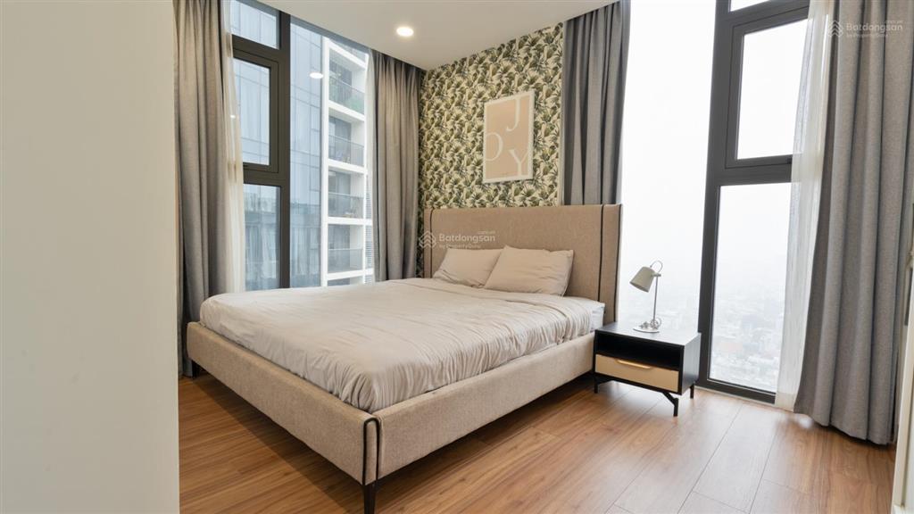 Chính chủ bán gấp căn 2pn 2wc dt 70m2, hướng mát, view thoáng, dự án eco green, giá chỉ 6,37 tỷ