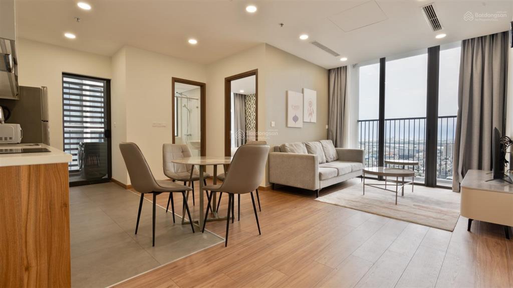 Chính chủ bán gấp căn 2pn 2wc dt 70m2, hướng mát, view thoáng, dự án eco green, giá chỉ 6,37 tỷ