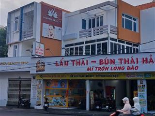 Cho thuê mặt bằng kinh doanh  148 trương công định, gần bãi trước khu vực sầm uất