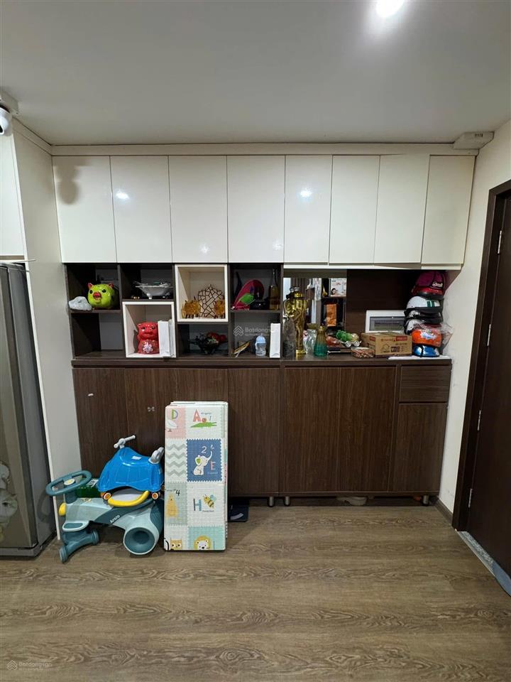 Bán cc osaka complex 48 ngọc hồi hoàng mai hn. dt 56m2 2pn 1vsinh. giá 4 tỷ.  0983 282 ***