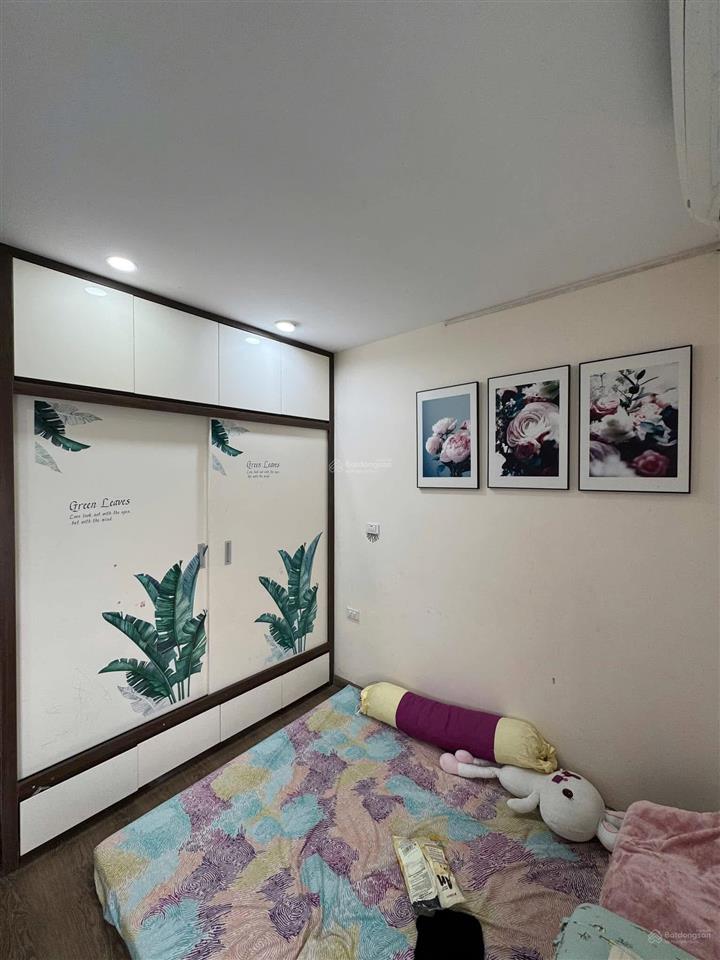 Bán cc osaka complex 48 ngọc hồi hoàng mai hn. dt 56m2 2pn 1vsinh. giá 4 tỷ.  0983 282 ***