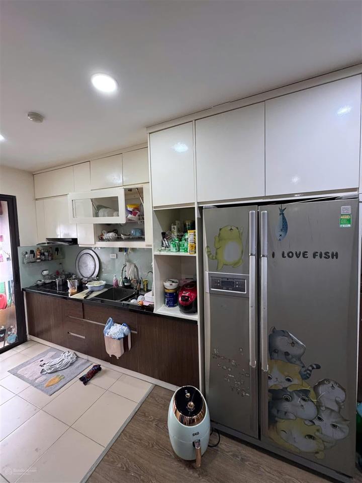 Bán cc osaka complex 48 ngọc hồi hoàng mai hn. dt 56m2 2pn 1vsinh. giá 4 tỷ.  0983 282 ***