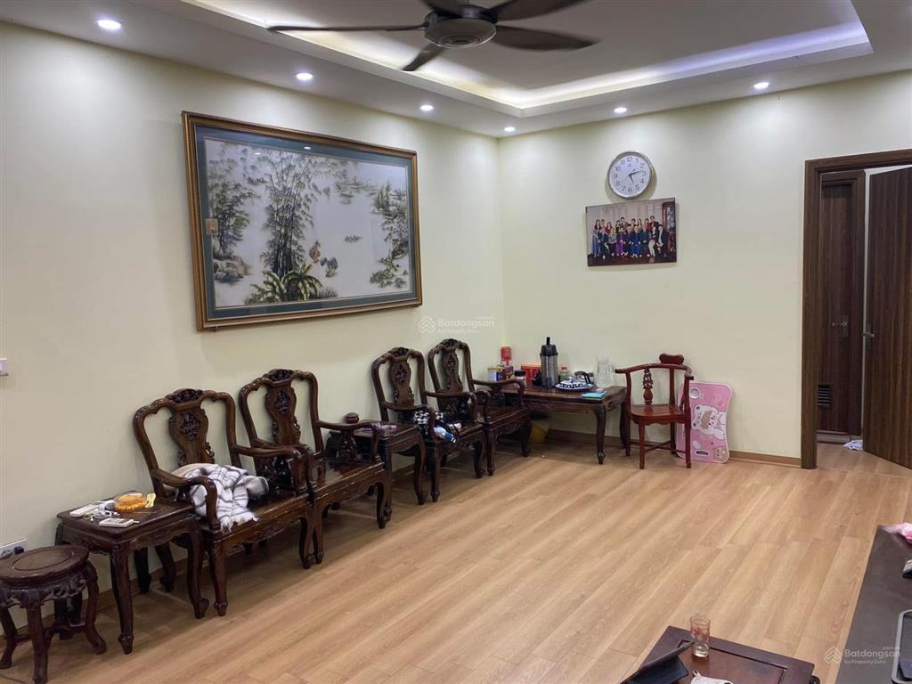 Bán căn hộ cc k35 tân mai, hoàng mai. dt 78,4m2 2 phòng ngủ 2vs. giá 5,65 tỷ. 0983 282 ***