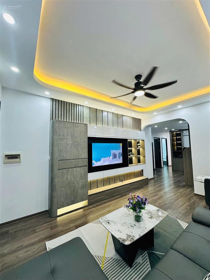 Bán chung cư ba hàng a số 282 đường lĩnh nam. dt 75m2 3pn 2 vệ sinh. giá 5,4 tỷ.  0983 282 ***