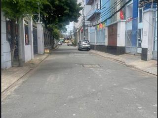 Kdc nam long  quận 7  nhà 2 tầng  dt 100m2  oto ngủ trong nhà  dòng tiền 25tr/tháng