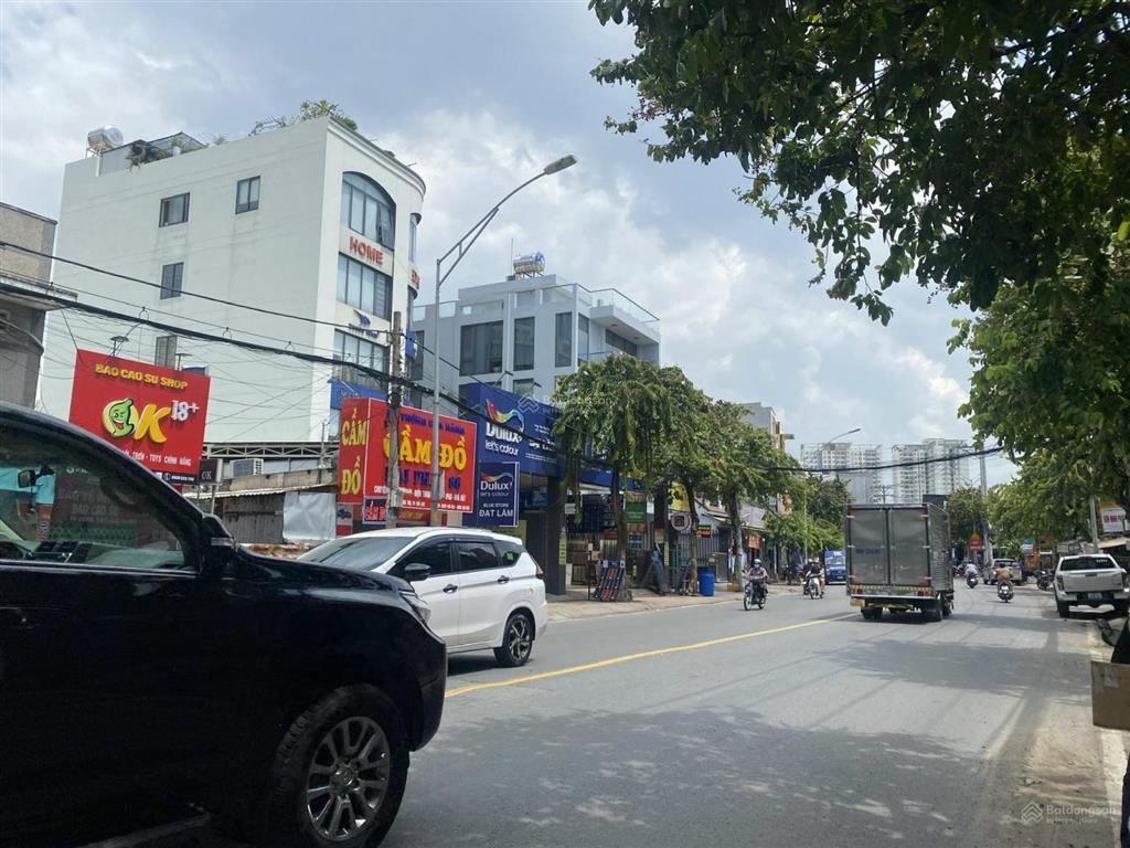 Bán nhà mt nguyễn duy trinh, long trường, 12,5m dài 25m có gần 200m2 thổ, thuê 40tr/th, giá 18 tỷ
