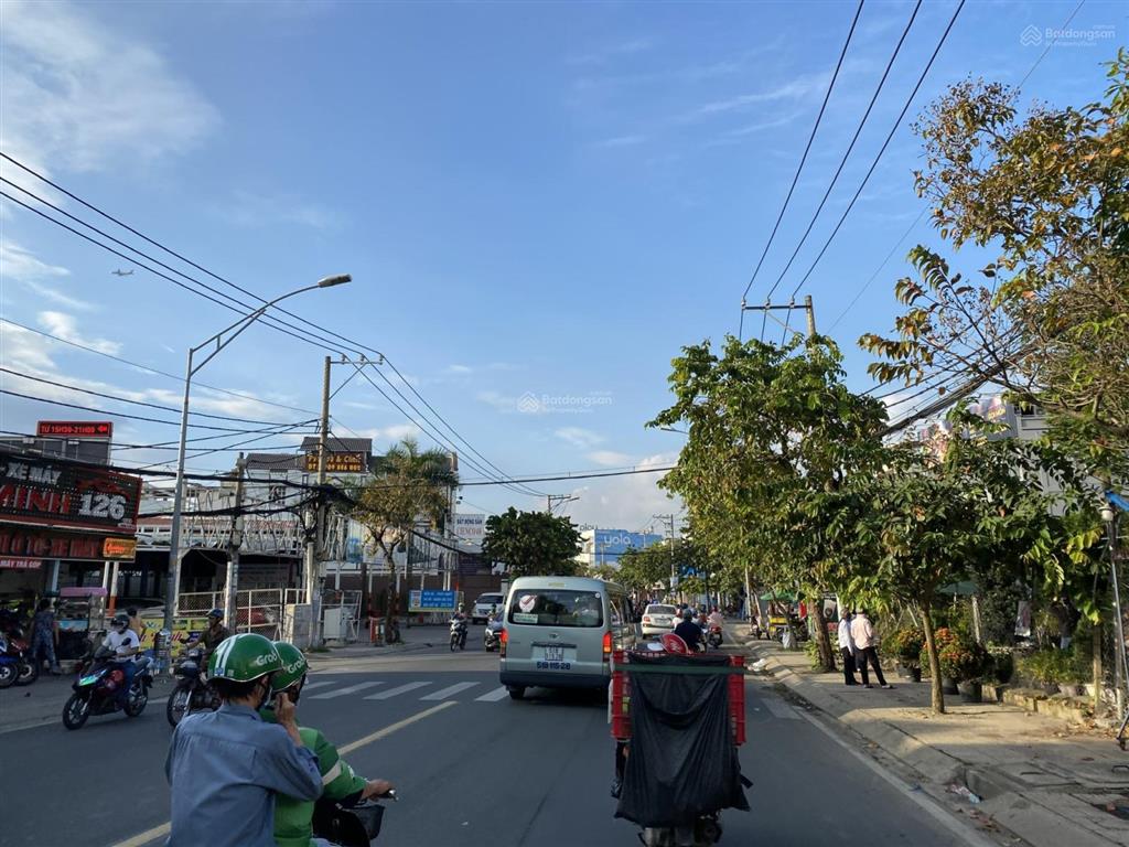 Giá giảm sâu từ 27 tỷ xuống 21 ty, nhà 4 tầng mt hoàng hữu nam, 7x28m full 200m2 thổ cư.