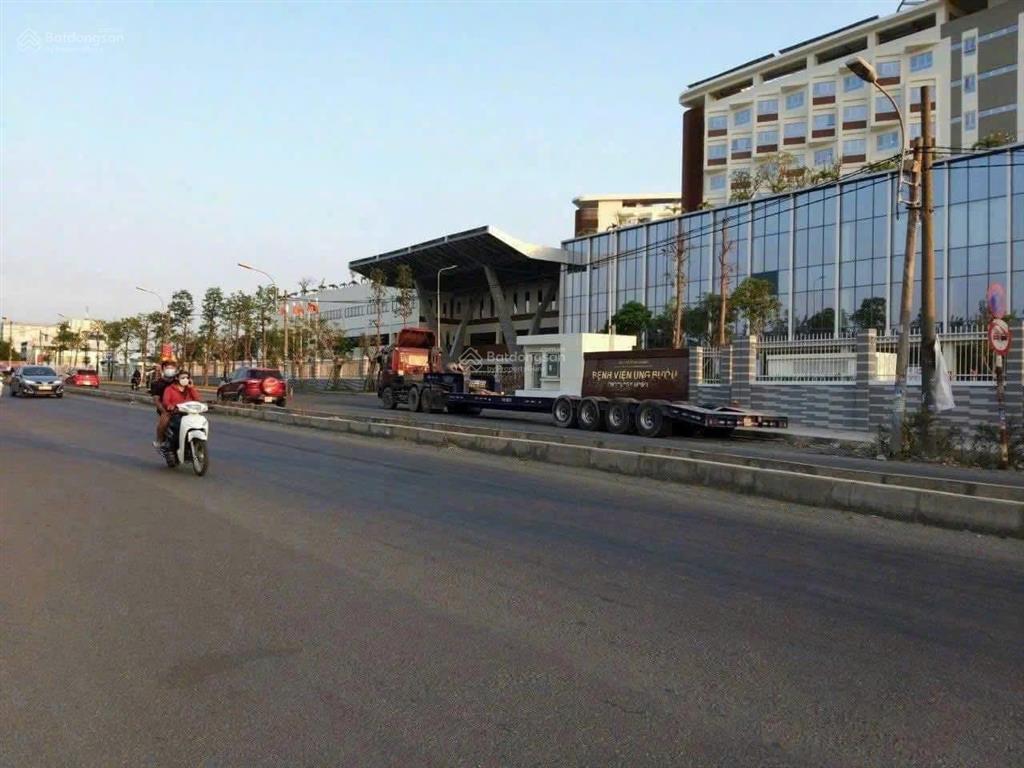 Giá giảm sâu từ 27 tỷ xuống 21 ty, nhà 4 tầng mt hoàng hữu nam, 7x28m full 200m2 thổ cư.
