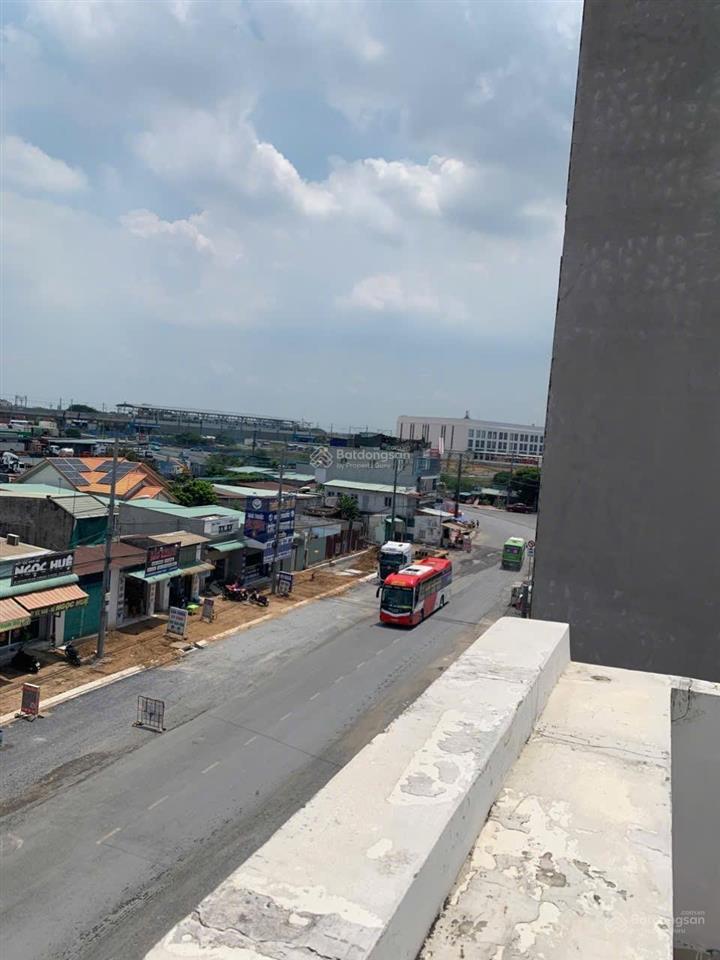 Giá giảm sâu từ 27 tỷ xuống 21 ty, nhà 4 tầng mt hoàng hữu nam, 7x28m full 200m2 thổ cư.