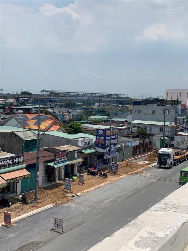 Giá giảm sâu từ 27 tỷ xuống 21 ty, nhà 4 tầng mt hoàng hữu nam, 7x28m full 200m2 thổ cư.