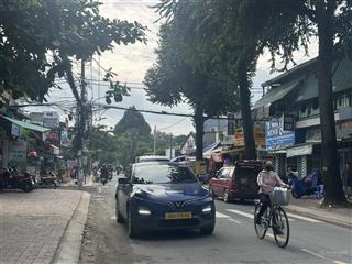 Bán nhà mt linh trung, diện tích ngang 12m nở hậu 14m công nhận 410m2, cho thuê 50tr/th, giá 40 tỷ