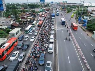 Bán nhà mặt tiền ngay quốc lộ 1k, ngang 16m sử dụng 800m2, đường xe công 24/24. giá chỉ 45 tỷ có tl