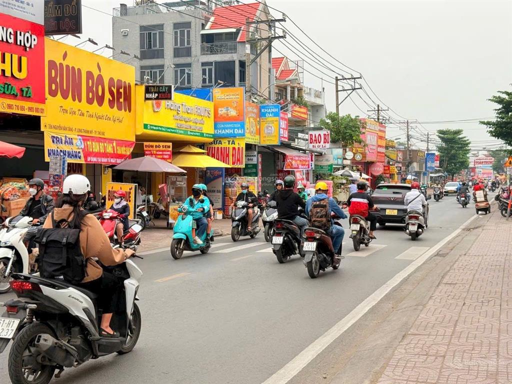 Chỉ 130tr/m2 nhà mt nguyễn văn tăng, dt10x42m vuông vức, khu vực kinh doanh sầm uất, đựo xd 7 tầng