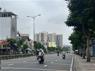 Chỉ 30 tỷ mt lê văn việt,ngay chung cư c8 dt 10x15,2m vuông vức, khu xây dựng cao tâng, vị trí đẹp