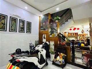 Chính chủ cần bán nhà lê cơ bình tân hẻm xe hơi 3 tầng 50m2 giá chỉ 4,5 tỷ  uyên 0982 686 ***