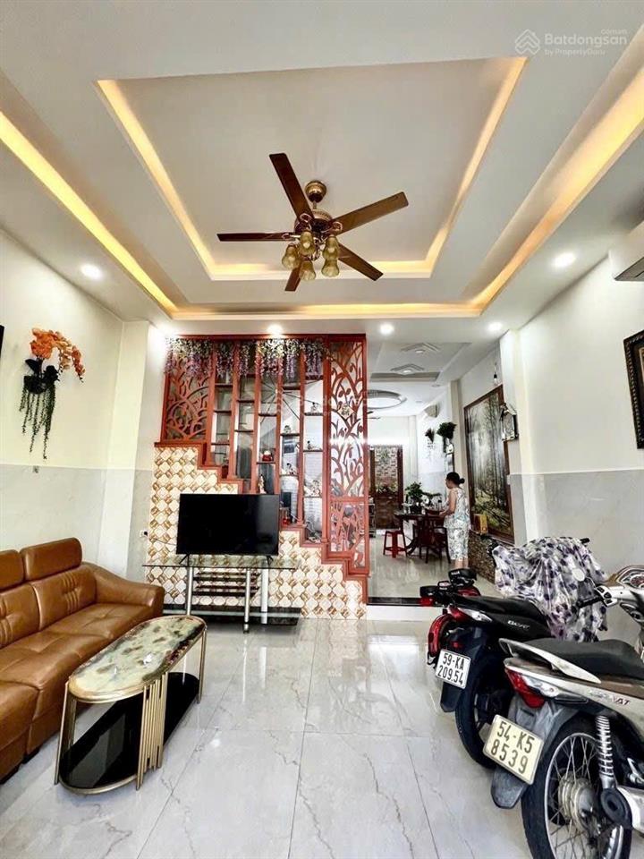 Bán nhà hẻm xe hơi tân hòa đông, quận 6  60m2  2 tầng giá chỉ 5 tỷ