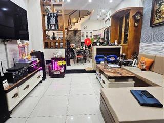 Bán nhà 2 tầng mặt tiền văn thân quận 6 60m giá 8 tỷ