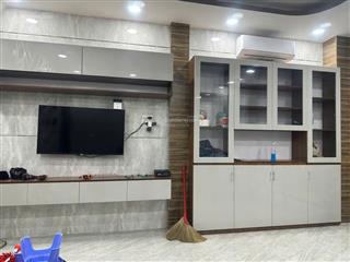Chỉ 7.x tỷ  nhà 2 tầng 45 m2  cho thuê 15tr/ 1 tháng ngay phan huy ích, hẻm xe hơi tới nhà