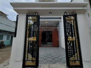 Bán nhà 1t2l dt 76m2 giá 1,2 tỷ mặt tiền có nội thất hẻm xe hơi thông gần phan đình giót thuận an