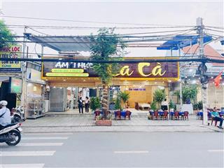Cho thuê nhà mặt phố phạm văn đồng dt 330m2, mt 20m giá rẻ, nhiều thương hiệu lớn, hợp mọi mô hình