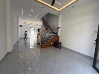 Bán gấp nhà đông thạnh giáp quận 12 2,55t/100m2. shr. đang cho thuê 5tr/tháng