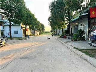 Cần tiền bán đất lai uyên bàu bàng 680tr/500m2, shr, hợp xây trọ cho thuê, gần khu công nghiệp