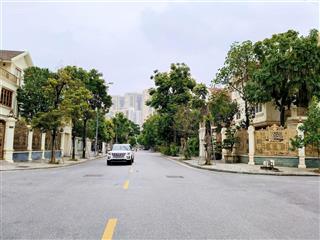 Biệt thự xây thô kđt văn phú, hà đông 260m2, view vườn hoa, giá chỉ 39,9 tỷ, ở sướng, sinh lời cao