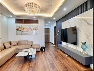 Chính chủ bán căn 3 ngủ 2wc golden park phạm văn bạch, dt 96m, giá 9.3 tỷ, sẵn sổ, full nội thất