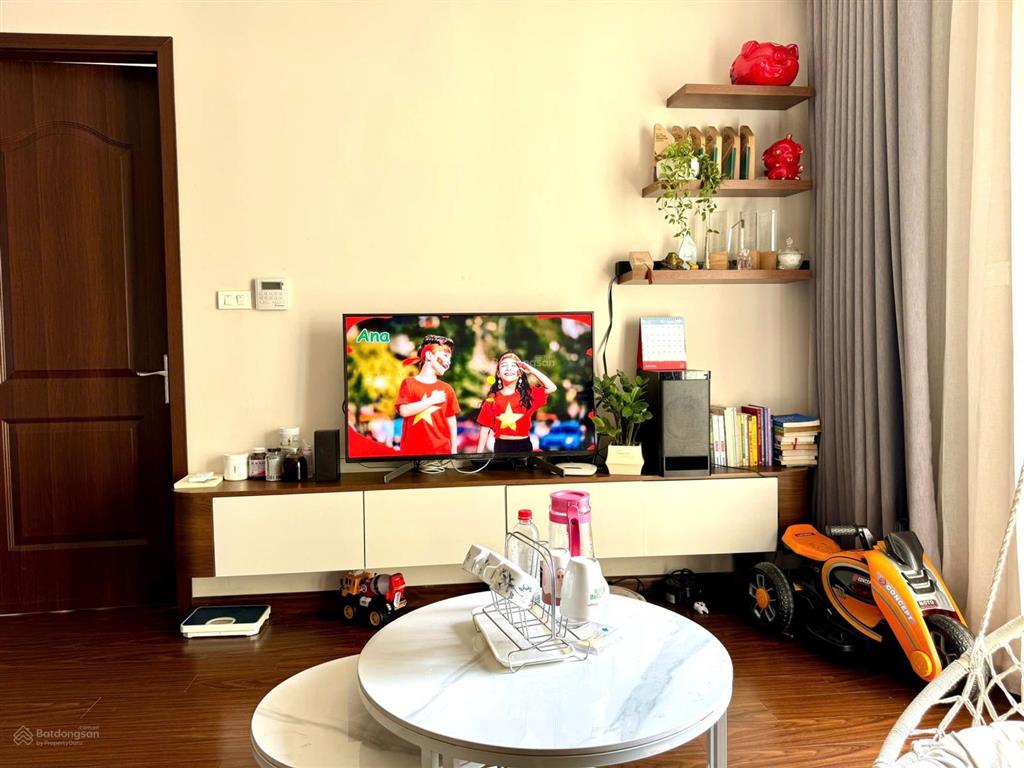 Chính chủ bán căn 2pn roman plaza tố hữu, dt 78m2, sẵn sổ, full nội thất, có slot ô tô, giá 6.7 tỷ