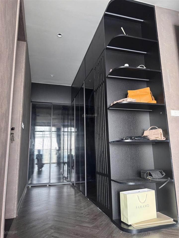 Chính chủ bán căn 3pn king palace thanh xuân, dt 115m, full nội thất đẹp, hướng đn, hđmb, giá 10 tỷ