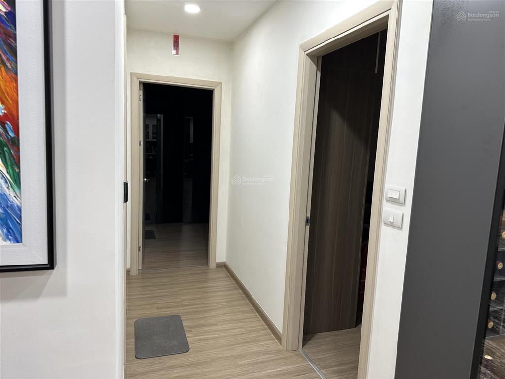 Chính chủ bán căn 3pn samsora premier vạn phúc, dt 96m2, sẵn sổ, full nội thất, có slot, giá 7 tỷ