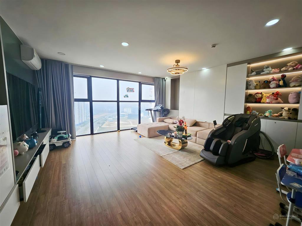 Chính chủ bán căn góc 3pn ct2 viettel the light tố hữu, dt 131m, giá 10 tỷ, sẵn sổ, full nội thất