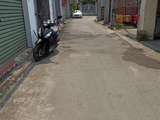 Đất đào xuyên, đa tốn, mặt tiền khủng. 15m ra trục chính đào xuyên, ô tô 5 chỗ vào nhà thoải mái