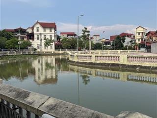 Mảnh đất kiêu kỵ, gia lâm, đầu tư nhỏ tiền, ngay hồ, ô tô nhỏ vào đất, xây ở cũng sướng.