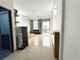 Studio ban công  cửa sổ, ngay gần vòng xoay dân chủ, tòa nhà viettel quận 3, giáp quận 10