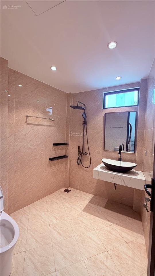 Phân lô phố phố văn cao gần ô tô, lô góc, kinh doanh, nội thất siêu đẹp, ở luôn đón tết