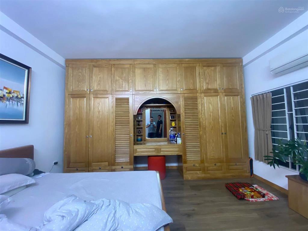 Phân lô phố đội cấn, ngõ ô tô, 2 thoáng, ra phố vài bước, kinh doanh, full nội thất đẹp, 42m2*5t.