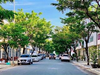 Chính chủ cần bán mặt tiền kinh doanh shophouse fpt