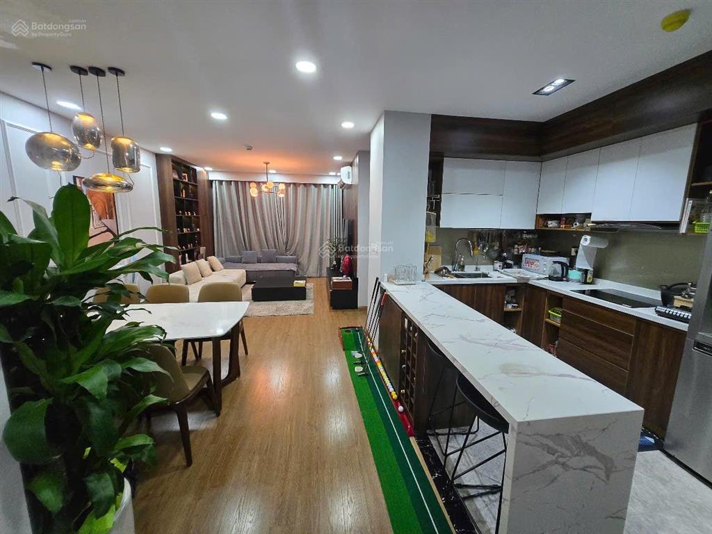 Anh chị tìm nhà khu thành phố giao lưu, hãy xem ngay bảng hàng em tuyển cập nhật hàng ngày, tại đây