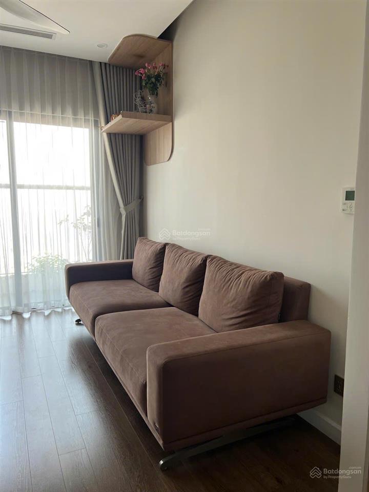 Cực hiếm  căn 3 ngủ 110m2 hoàng thành pearl, nội thất cao cấp, cho thuê gấp, chỉ 16 triệu/tháng