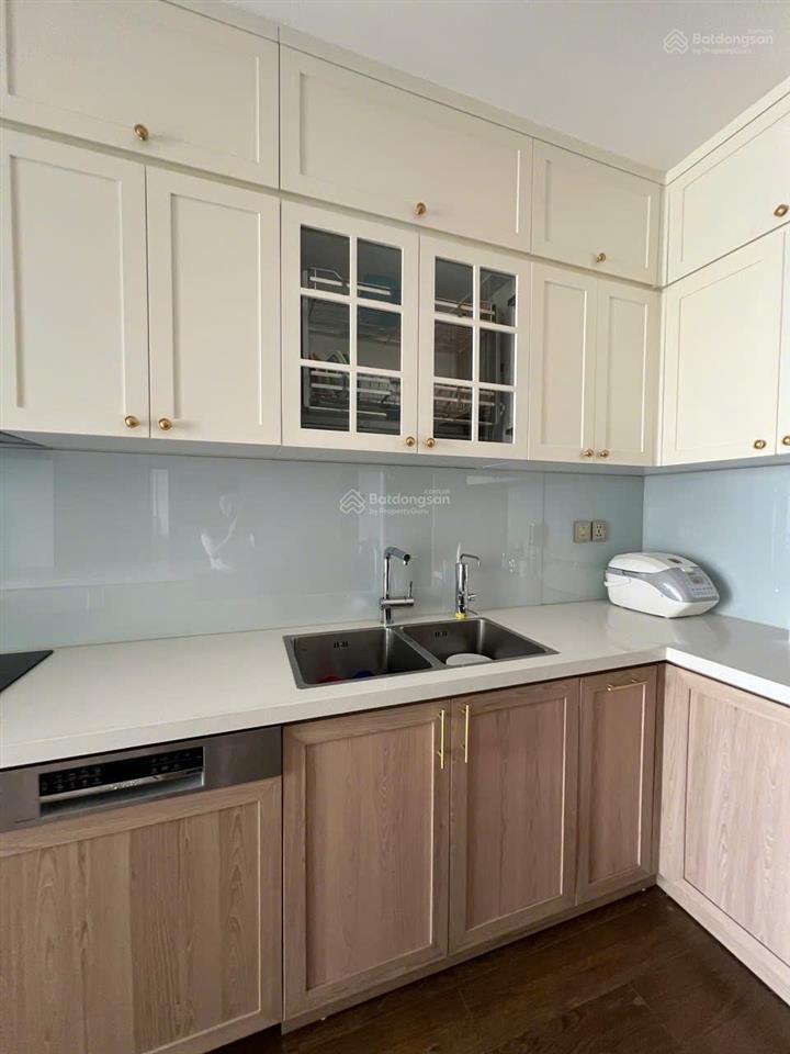 Cực hiếm  căn 3 ngủ 110m2 hoàng thành pearl, nội thất cao cấp, cho thuê gấp, chỉ 16 triệu/tháng