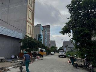 Chính chủ cần bán nhà 4 tầng tại làn 2 đường 24 mao lại phường phương liễu tỉnh bắc ninh. dt 98m2