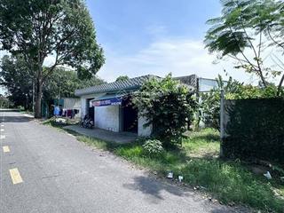 Khách có 2 tỷ 3 mà còn bớt xem qua lô thổ cư 100% đường xe container để dành làm kho xưởng trọ oke