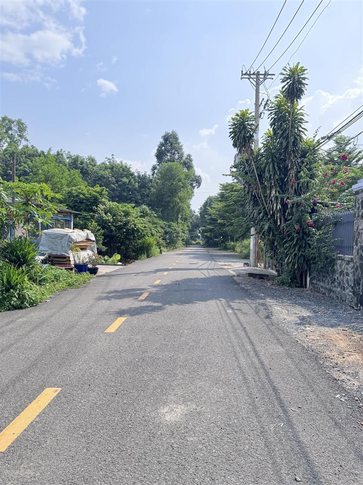 Đất nở hậu 5x49m , giáp sông sài gòn, vineco, mặt tiền kinh doanh thổ cư 100% 241,5m2