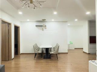 Cần bán gấp trong tháng tòa g3, căn hộ 3pn2vs, dt 106m2, giá 5.85 tỷ bao phí. tại jardin sài đồng