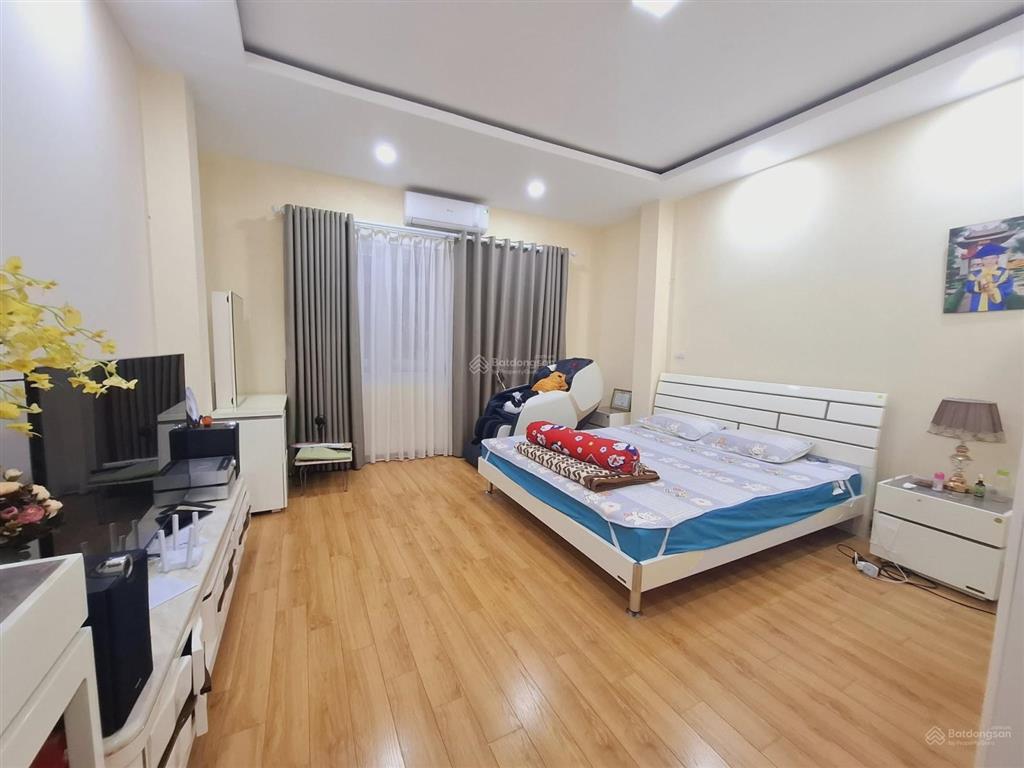 Bán nhà phân lô chiến thắng, văn quán, 40m2 x 5 tầng, giá 13.3tỷ, đường rộng ô tô tránh nhau